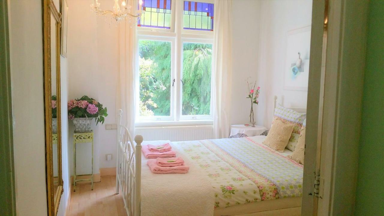 B&B Romantic Rooms Central ハーレム エクステリア 写真